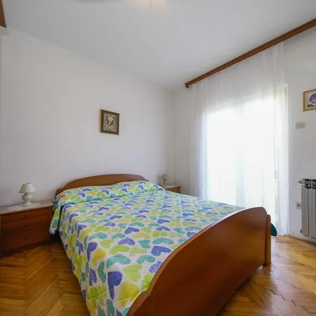 Apartment Cibu With Sea View